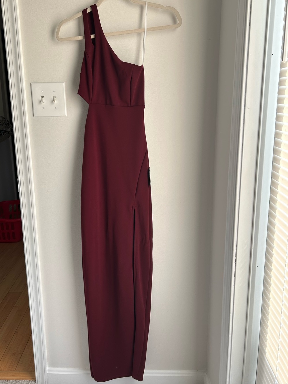 Lulu's One-Shoulder Wine Red Evening Gown